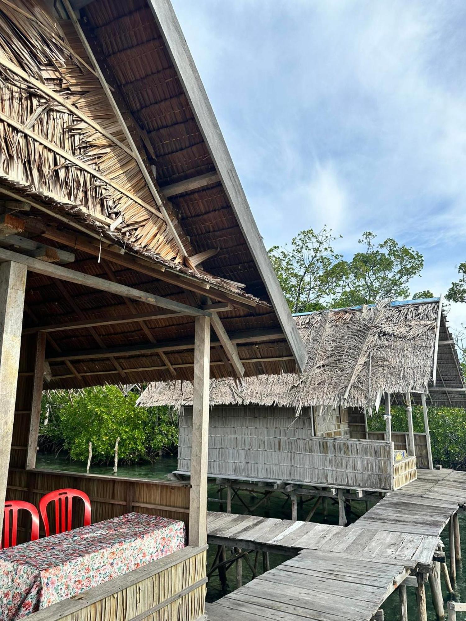 Nyanse Homestay - Raja Ampat Besir Zewnętrze zdjęcie