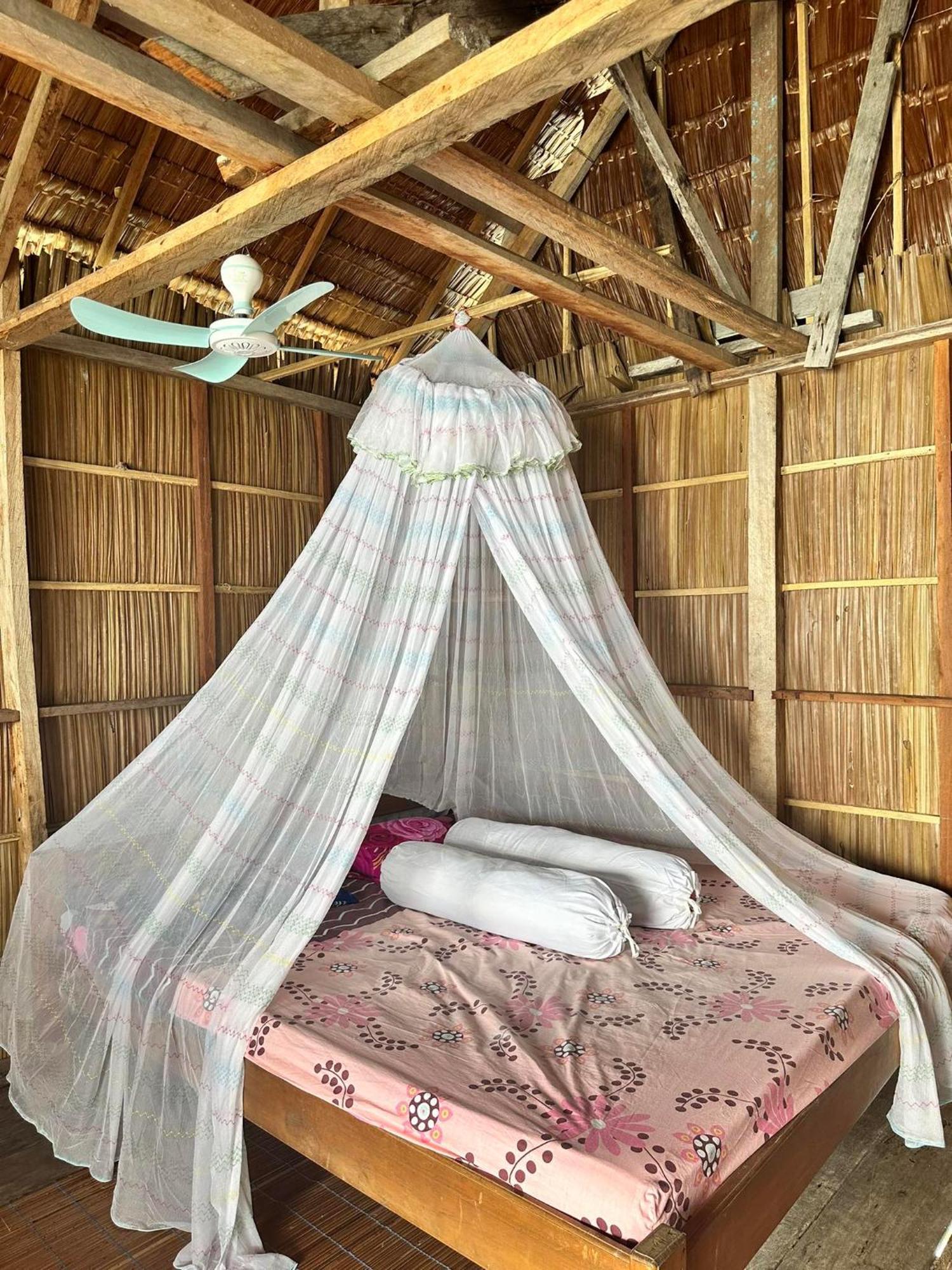 Nyanse Homestay - Raja Ampat Besir Zewnętrze zdjęcie