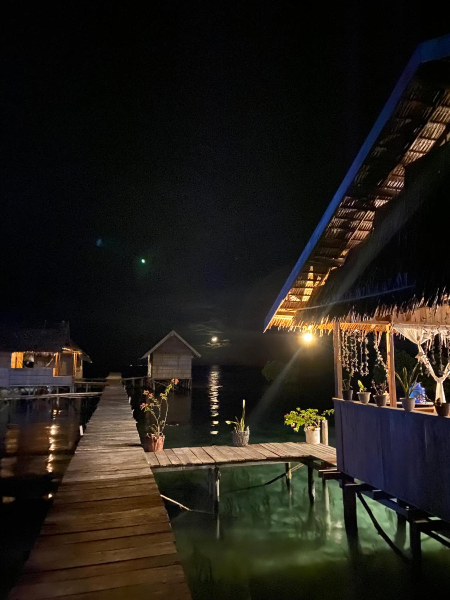 Nyanse Homestay - Raja Ampat Besir Zewnętrze zdjęcie