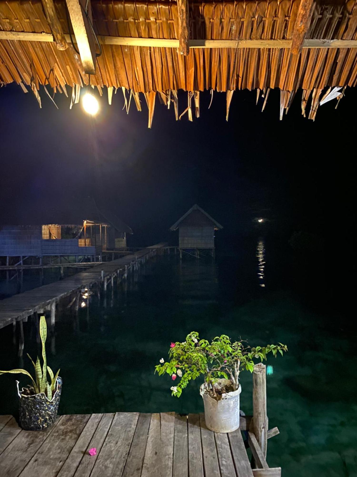 Nyanse Homestay - Raja Ampat Besir Zewnętrze zdjęcie