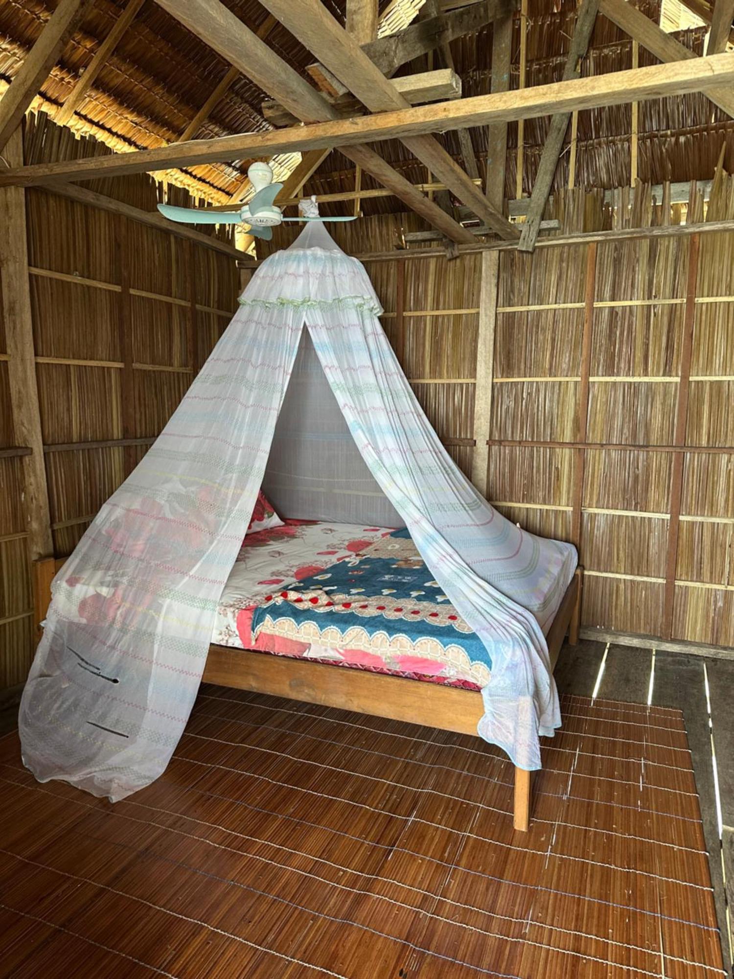 Nyanse Homestay - Raja Ampat Besir Zewnętrze zdjęcie